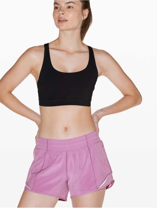 lululemon athletica Pants - Lululemon Hotty Hot Short II Low Rise 4” size 6 Jubilee
